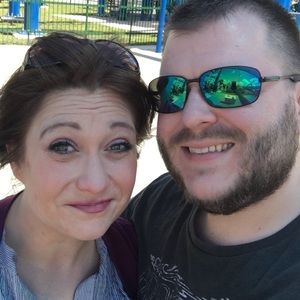 Meet your Posher, Felicia